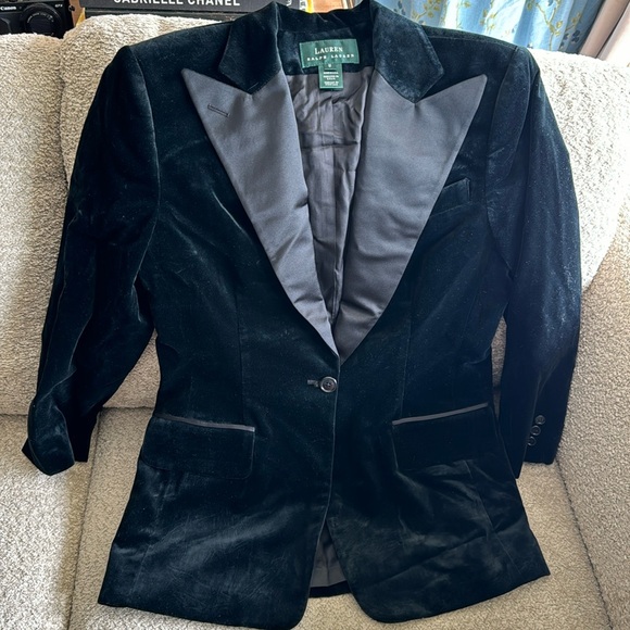 Lauren Ralph Lauren Jackets & Blazers - Vintage Lauren Ralph Lauren USA BLACK Velvet Blazer Jacket size 8